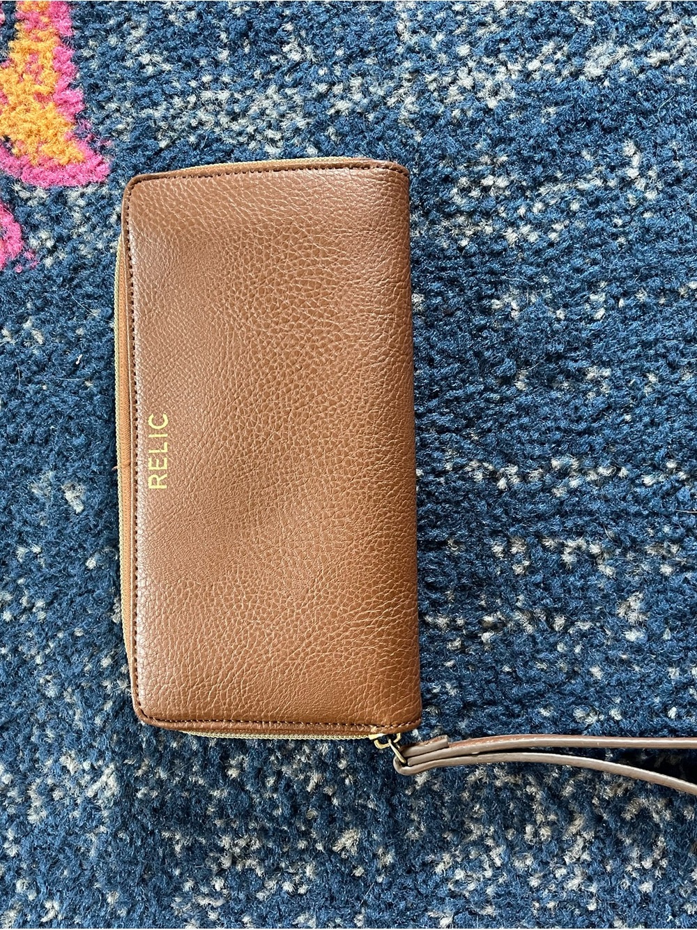 Relic Brown Pebbled Leather Zip Wristlet